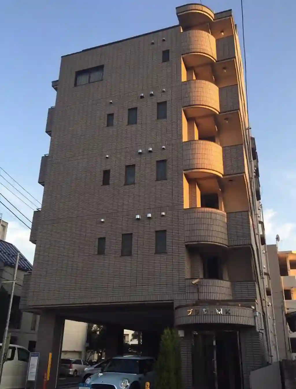 プラザ・MK 外観